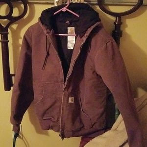 Womens carhartt coat medium